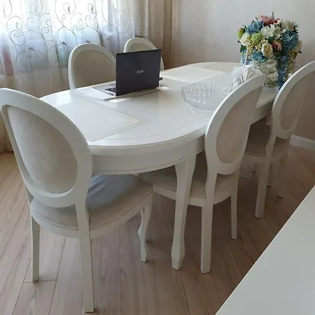 Garden View Apartment Odesa