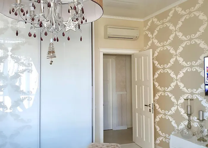 Apartment Garden View